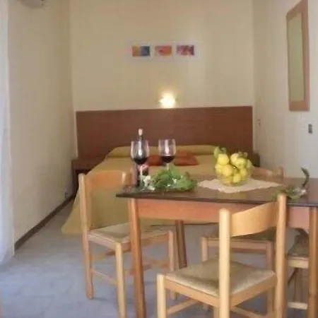 Villaggio Artemide Aparthotel 4*