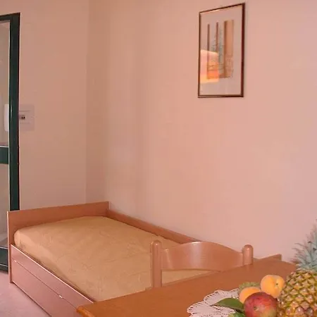 Aparthotel Villaggio Artemide 4*