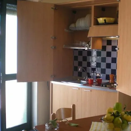 Aparthotel Villaggio Artemide 4*