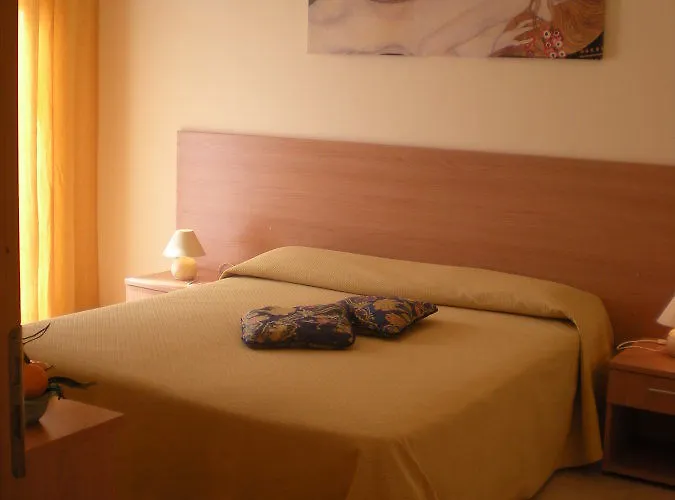 شقة فندقية Villaggio Artemide 4*